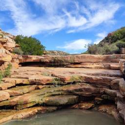 Manouvering the way around rock pools
